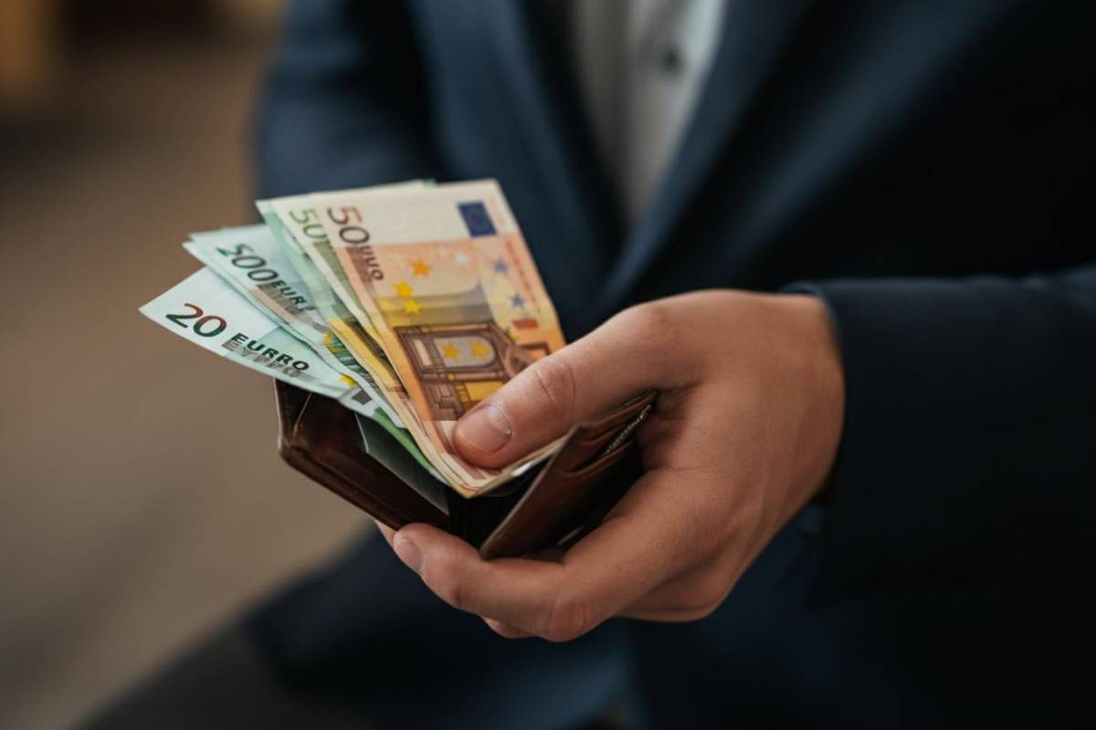 regole sui versamenti in contante