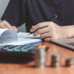 L’assegno unico prevede una soglia minima di 57,50 euro al mese per figlio, valida dalla nascita fino ai 18 anni