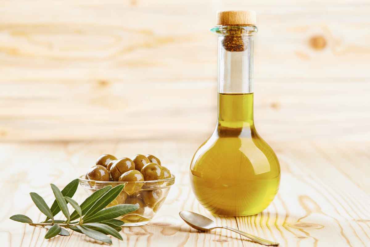 Olio Evo, attenzione a questo dettaglio: ecco a cosa fare attenzione