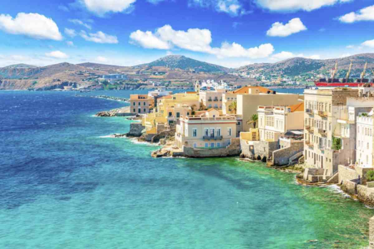 Non tutti i pensionati italiani possono beneficiare della tassazione al 7%. Secondo la Convenzione tra Italia e Grecia contro le doppie imposizioni