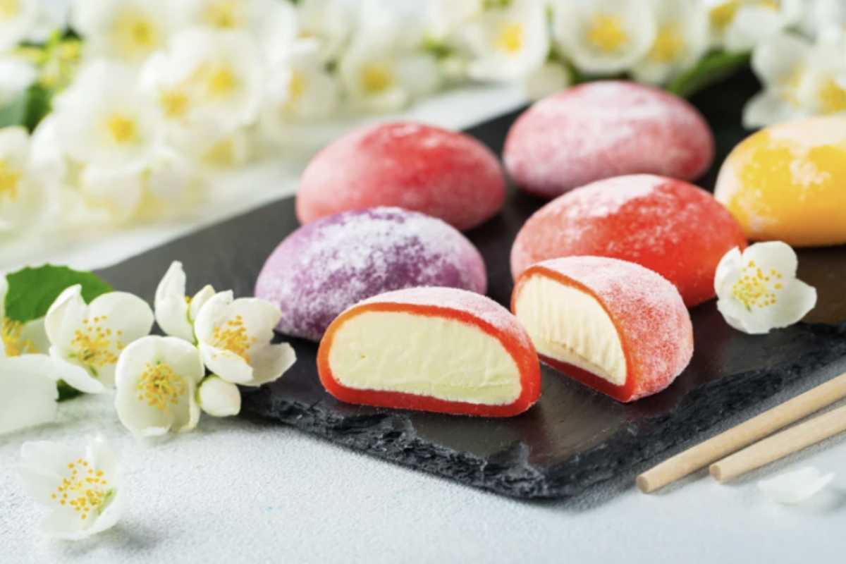 L’attrazione per il mochi non si limita al suo gusto unico, ma affonda le radici nella sua forte valenza simbolica.