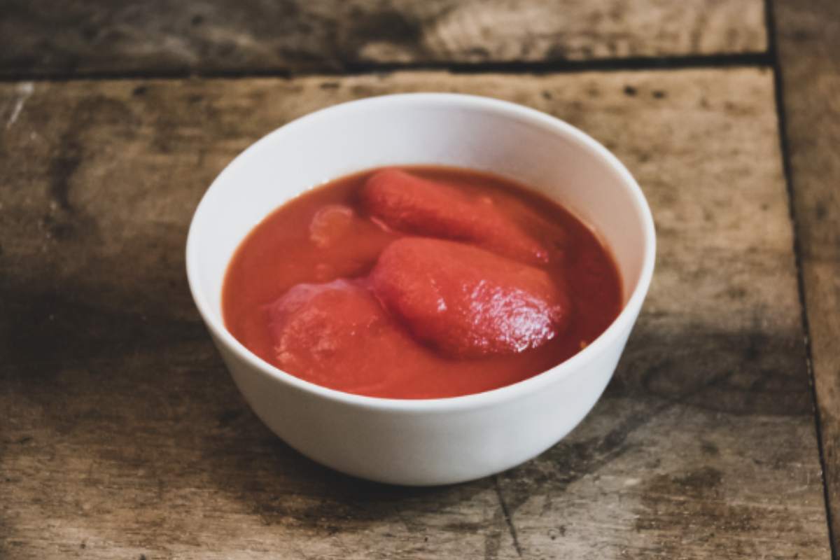 Tra i prodotti presenti nella classifica, il pomodoro San Marzano DOP occupa un posto di rilievo per la sua storia e particolarità.