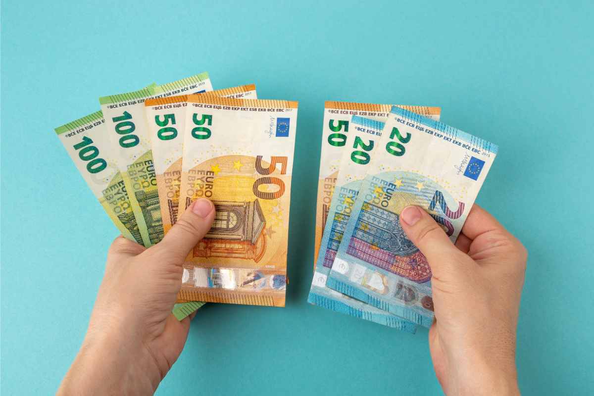 Soldi euro contanti