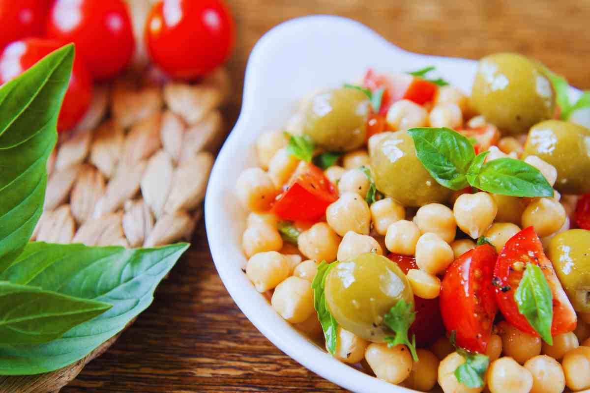 ricetta dell'insalata di ceci