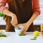 ricetta della pasta con pesto di lattuga e calamari