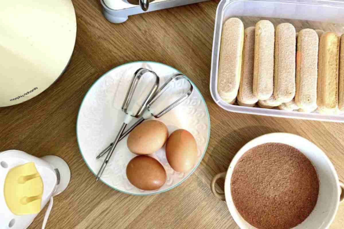 Il tiramisù è senza dubbio uno dei dolci al cucchiaio più conosciuti e apprezzati a livello internazionale