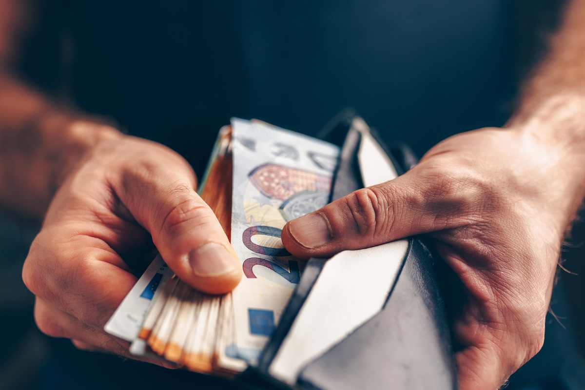Pasticcio INPS, tutti questi italiani dovranno restituire il Bonus