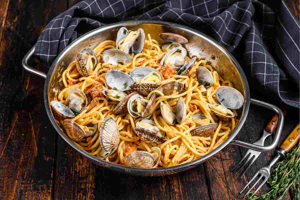 spaghetti alle vongole ricetta